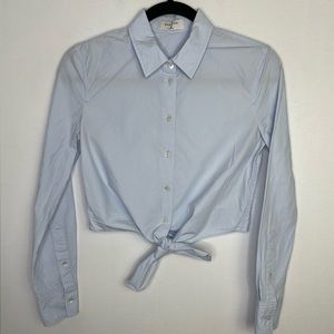 Aritzia Babaton cropped tie front buttons down shirt